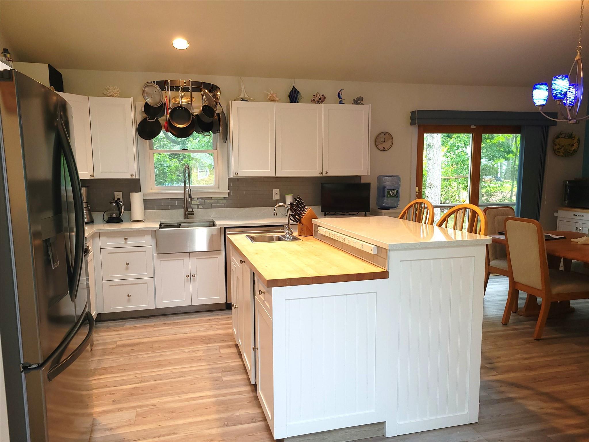 Single Family Wakeman  Suffolk County, NY 11946, MLS-885150-7