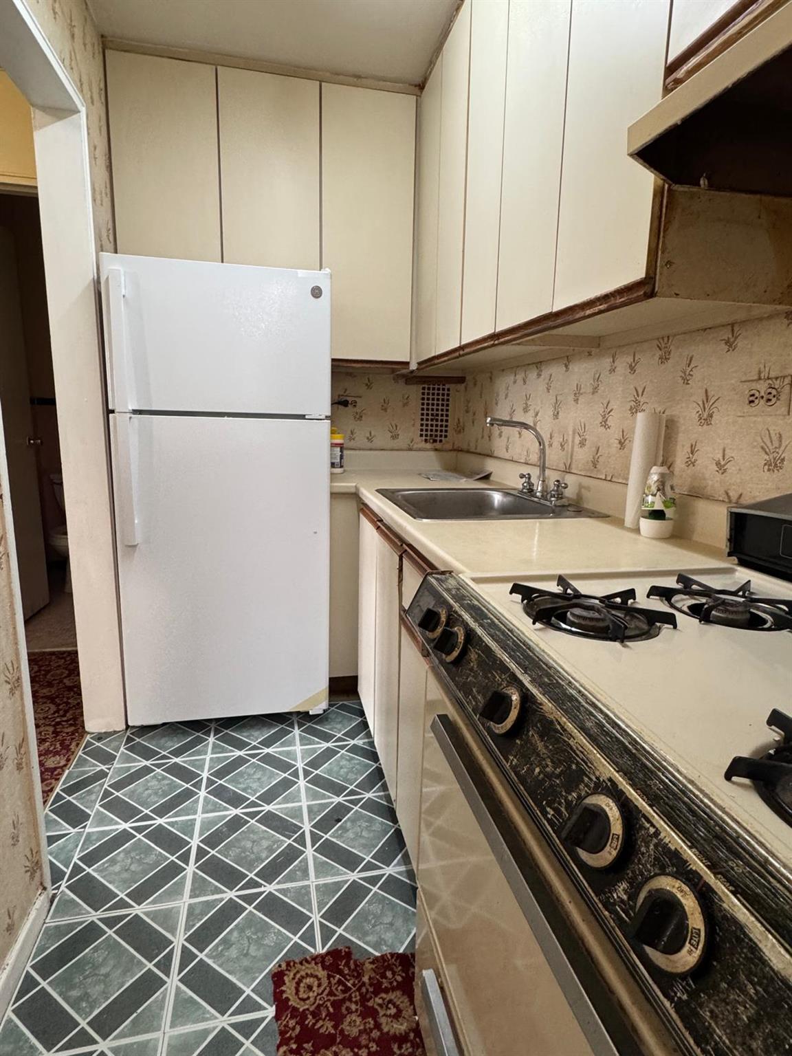 Apartment Highland  Queens, NY 11432, MLS-885163-6