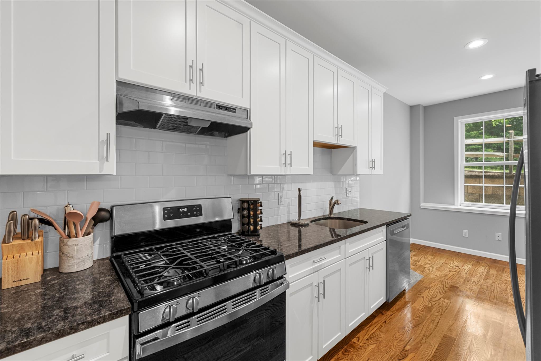 Single Family Pinto  Orange County, NY 10941, MLS-885164-8