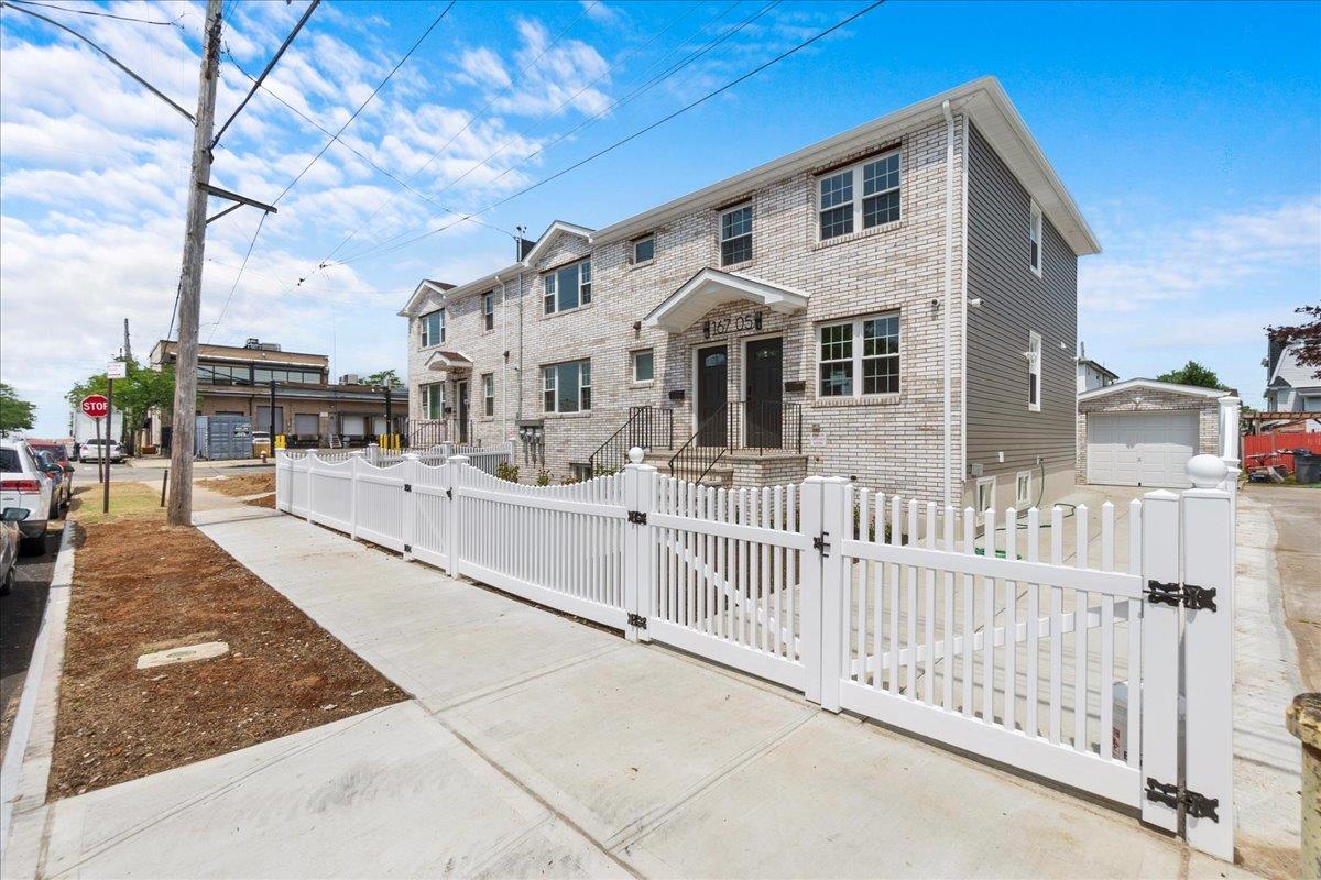 Single Family 145th  Queens, NY 11434, MLS-885174-2