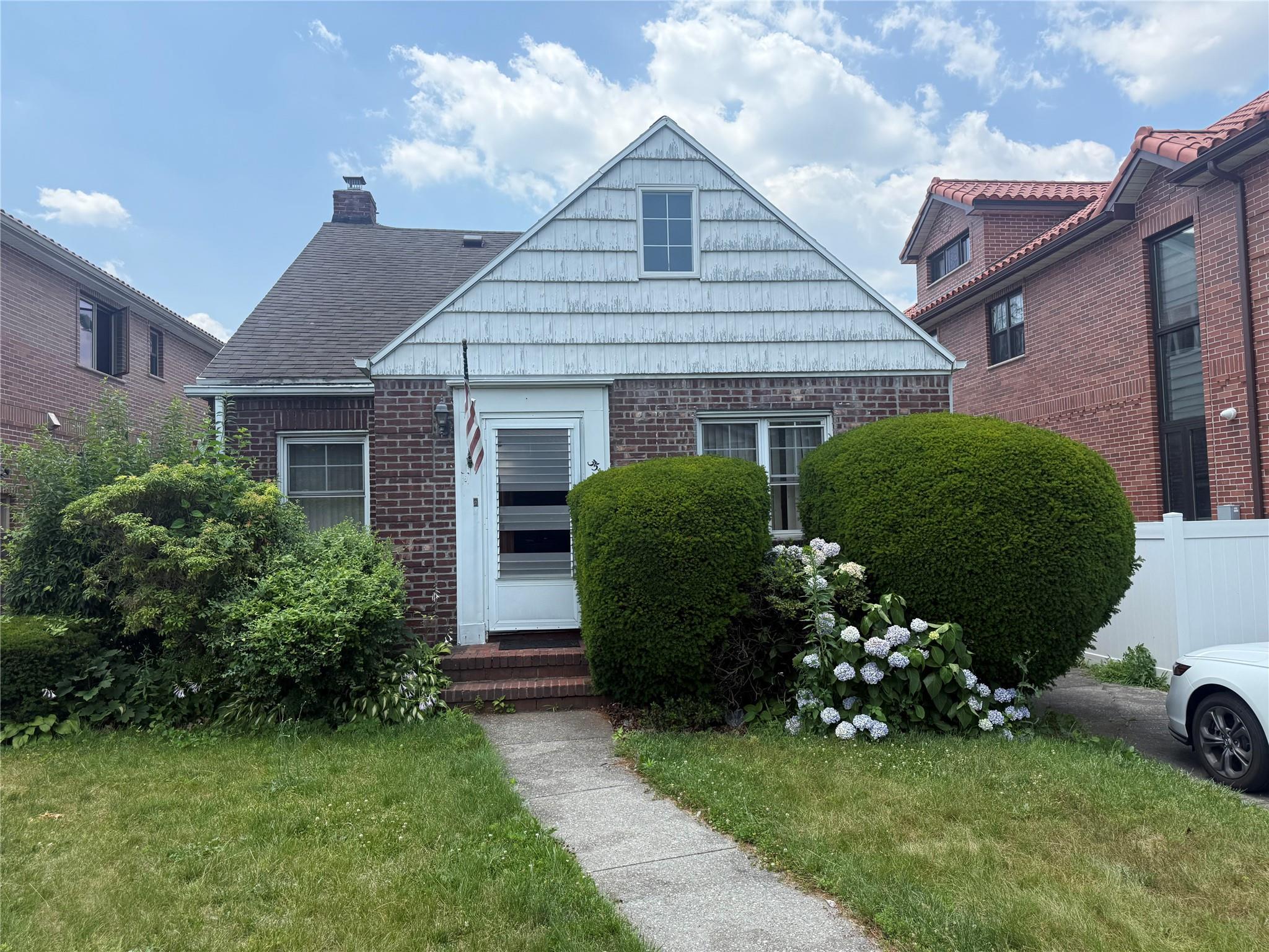 Single Family 203  Queens, NY 11361, MLS-885184-3