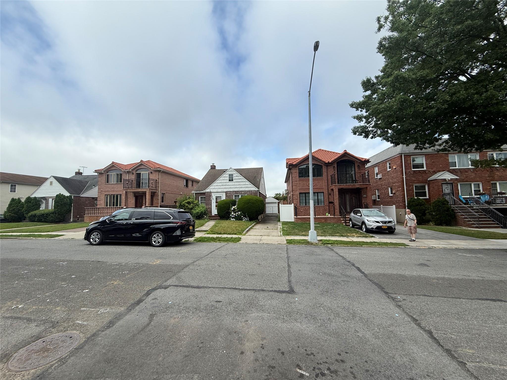 Single Family 203  Queens, NY 11361, MLS-885184-4
