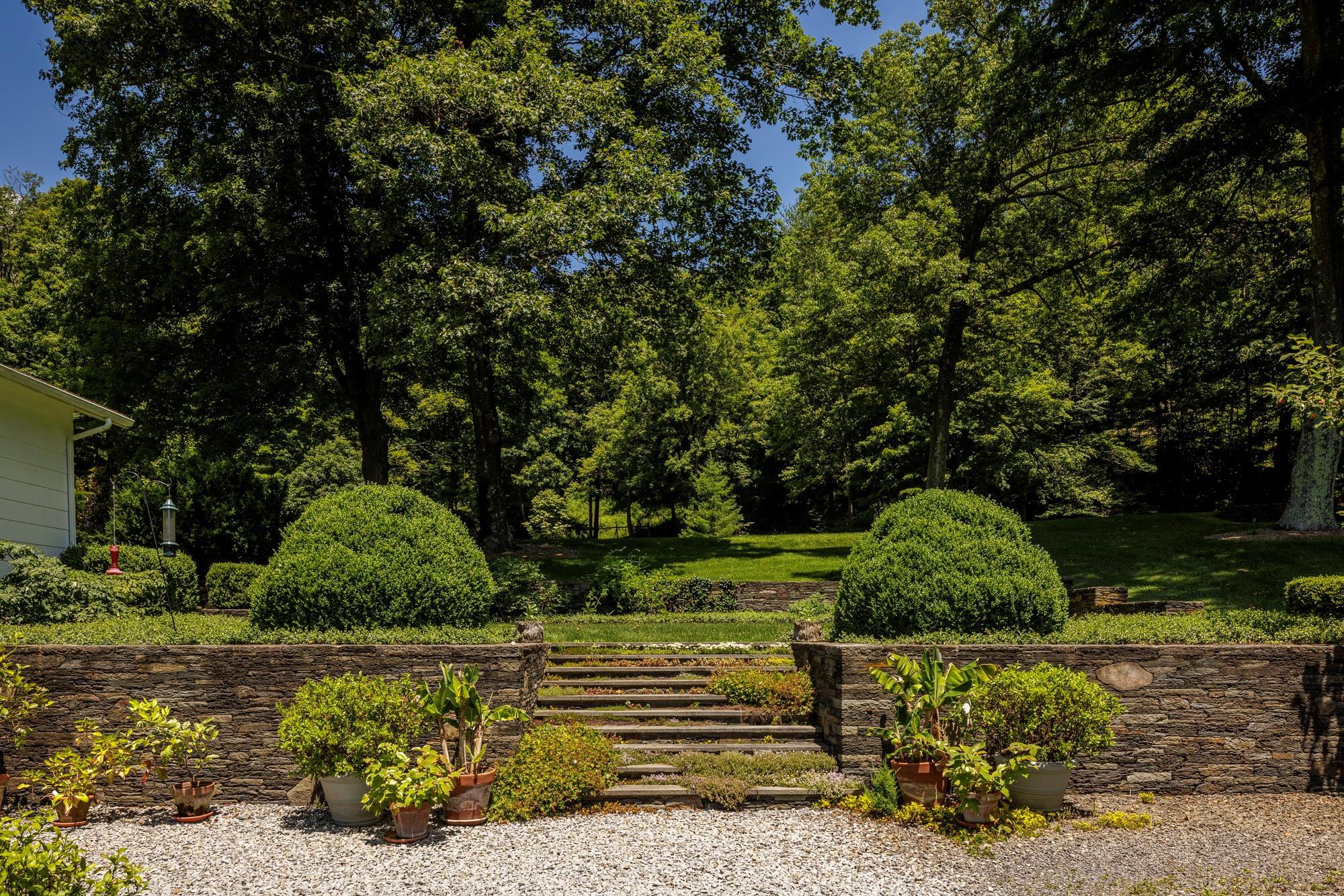 Single Family Butts Hollow Dutchess County, NY 12522, MLS-885213-18