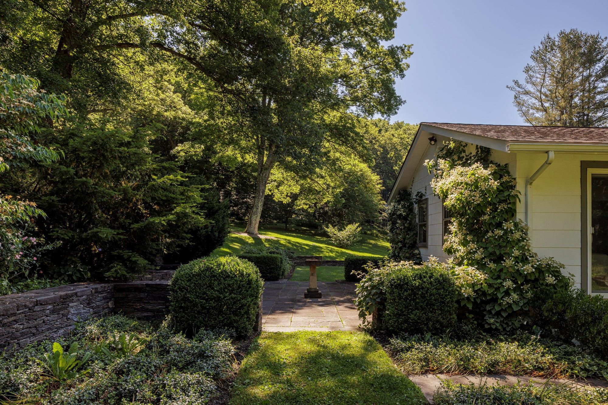 Single Family Butts Hollow Dutchess County, NY 12522, MLS-885213-6