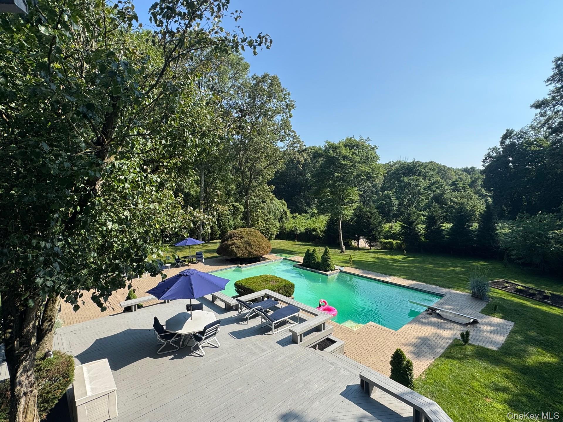 Single Family Fox Hunt Suffolk County, NY 11743, MLS-885223-32