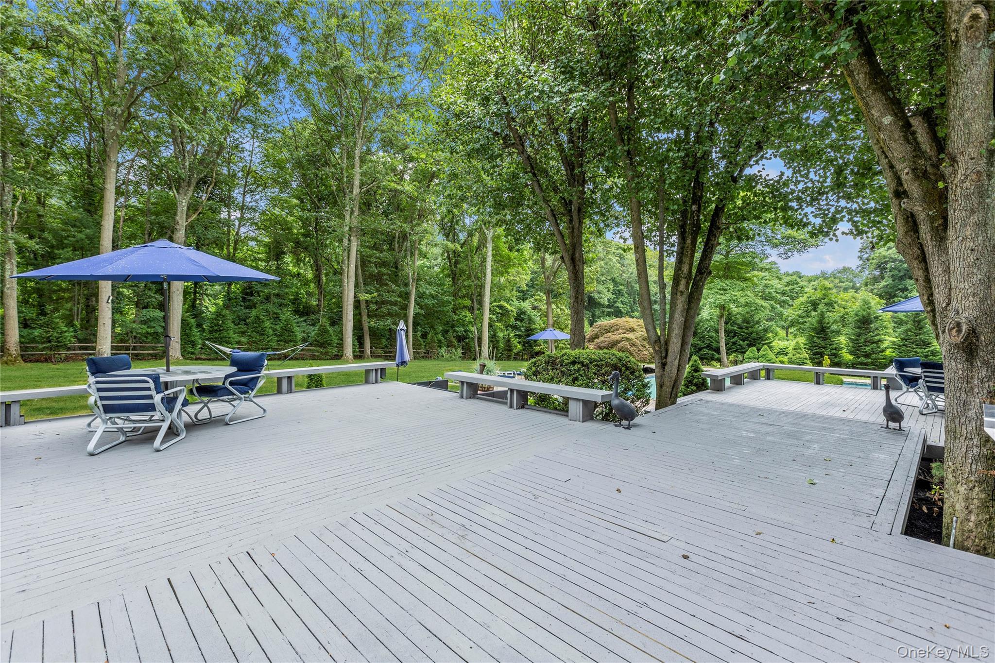 Single Family Fox Hunt Suffolk County, NY 11743, MLS-885223-36