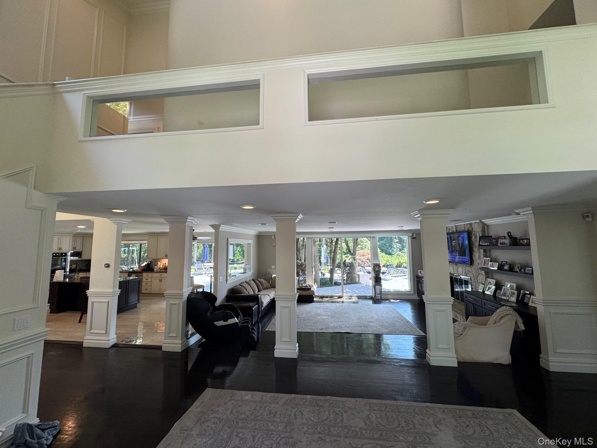 Single Family Fox Hunt Suffolk County, NY 11743, MLS-885223-9