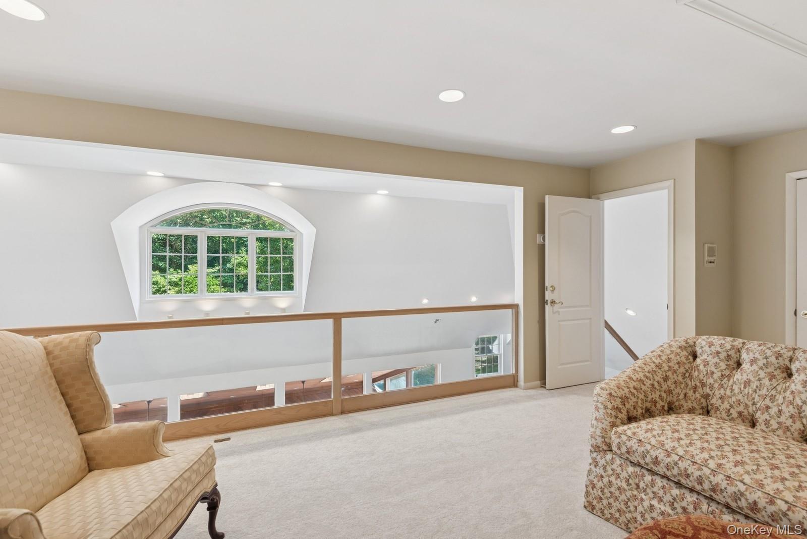 Single Family Swan Suffolk County, NY 11780, MLS-885277-41