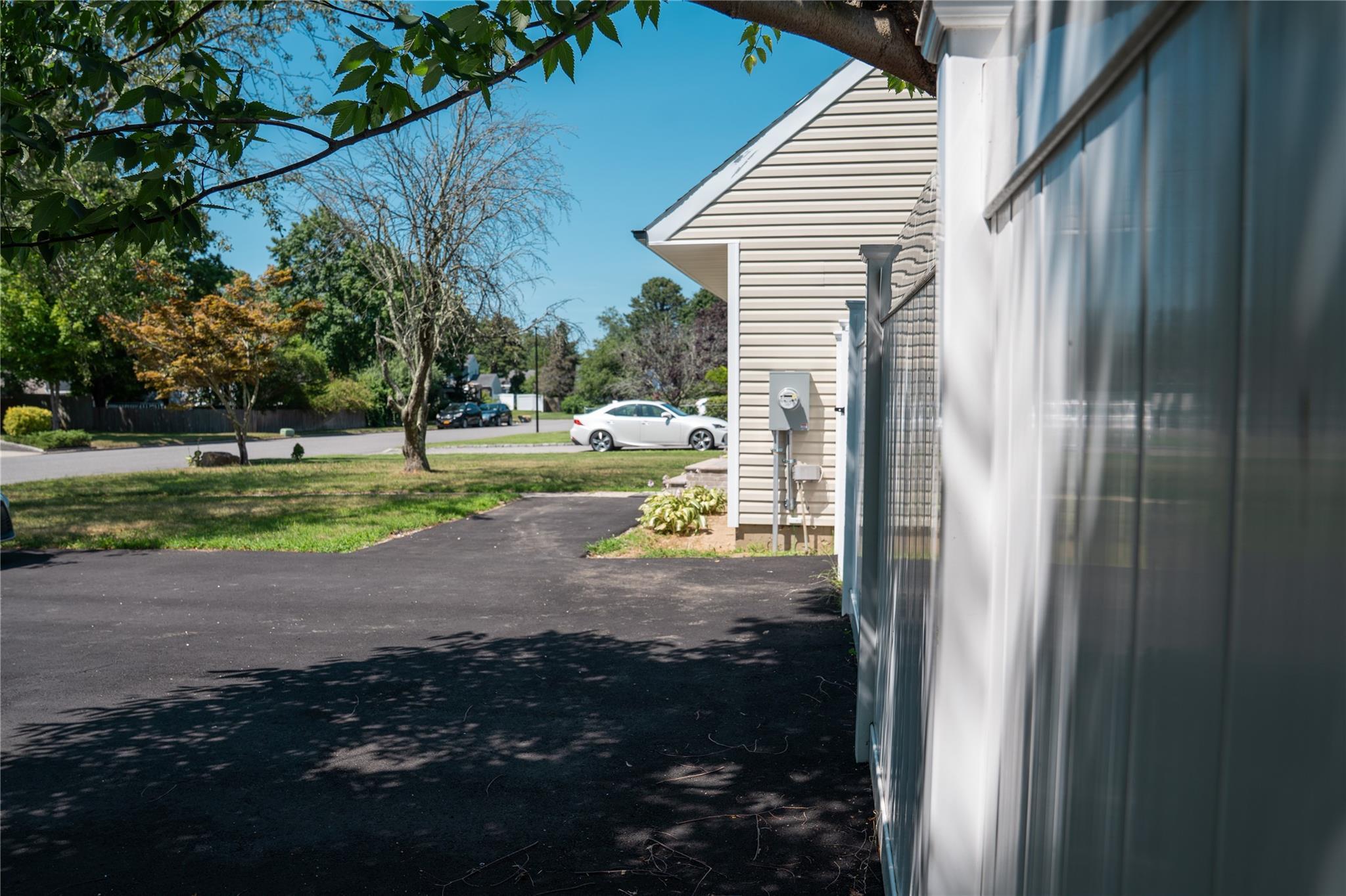 Single Family Highview  Suffolk County, NY 11961, MLS-885278-2