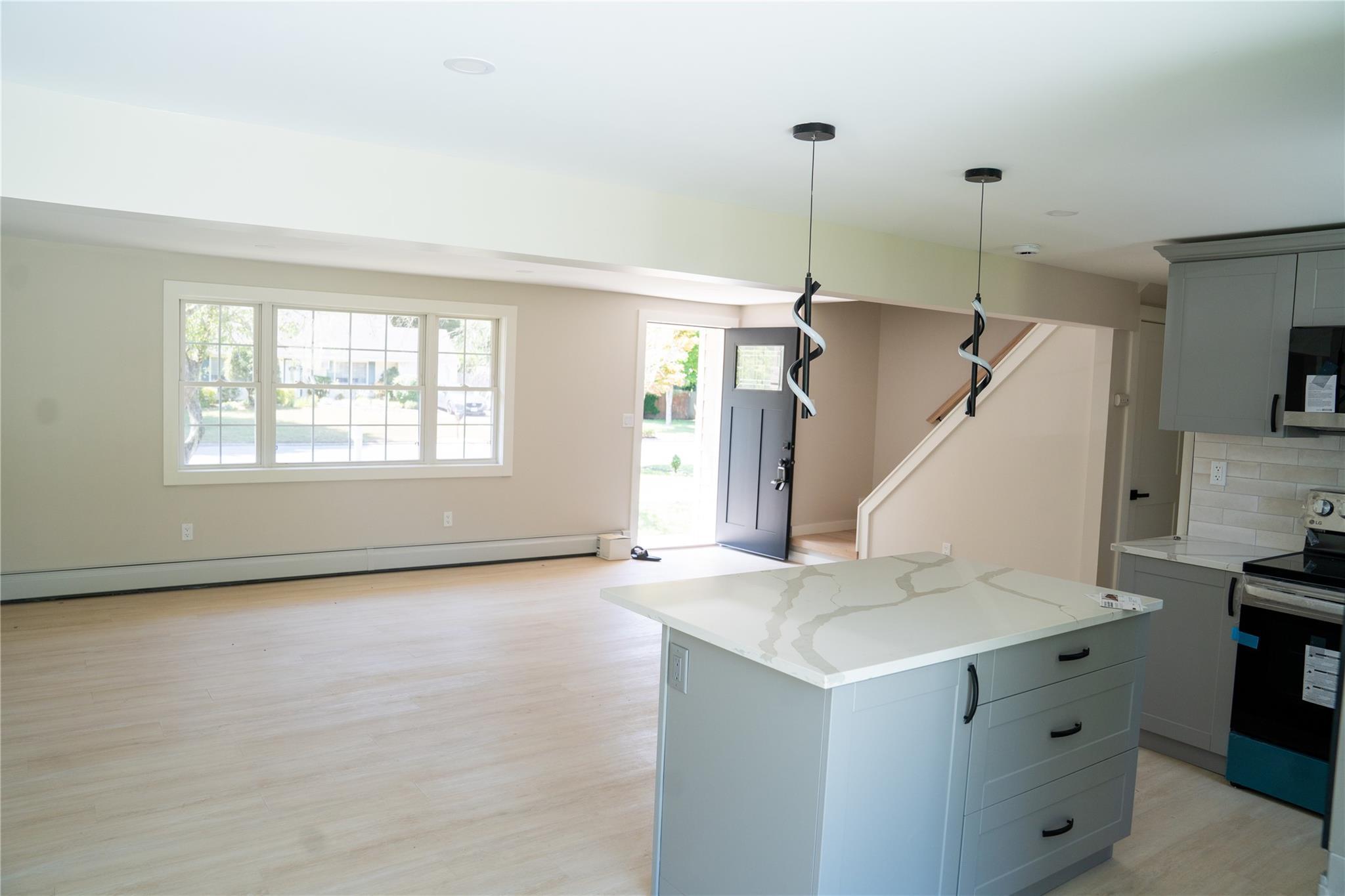 Single Family Highview  Suffolk County, NY 11961, MLS-885278-5