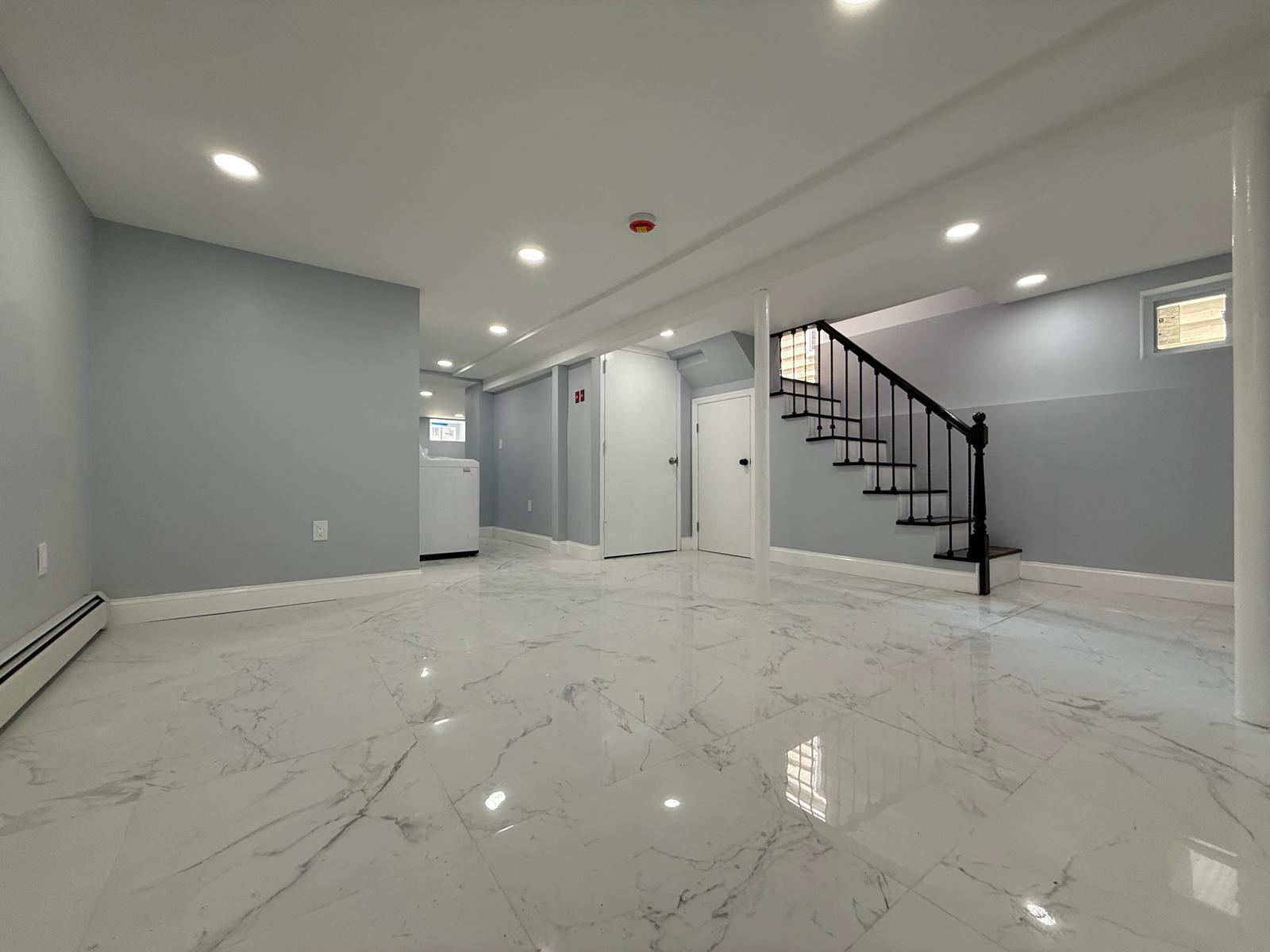 Single Family Huxley  Queens, NY 11422, MLS-885297-19