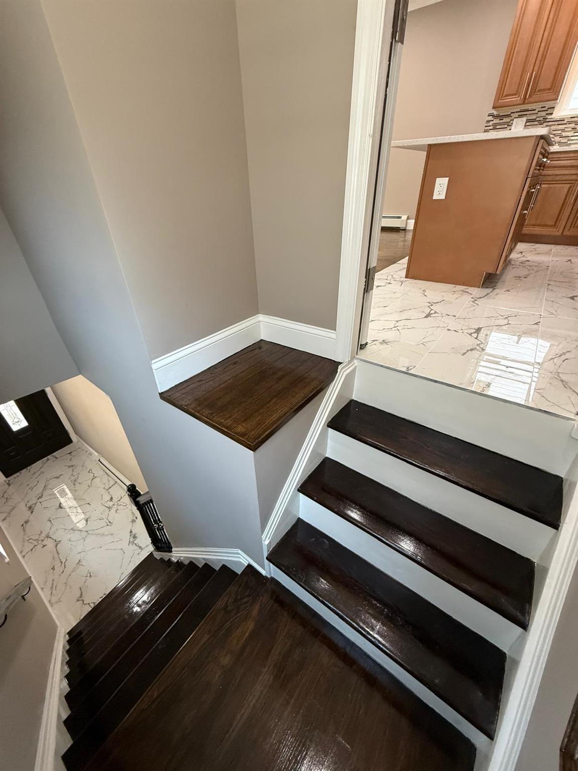 Single Family Huxley  Queens, NY 11422, MLS-885297-25