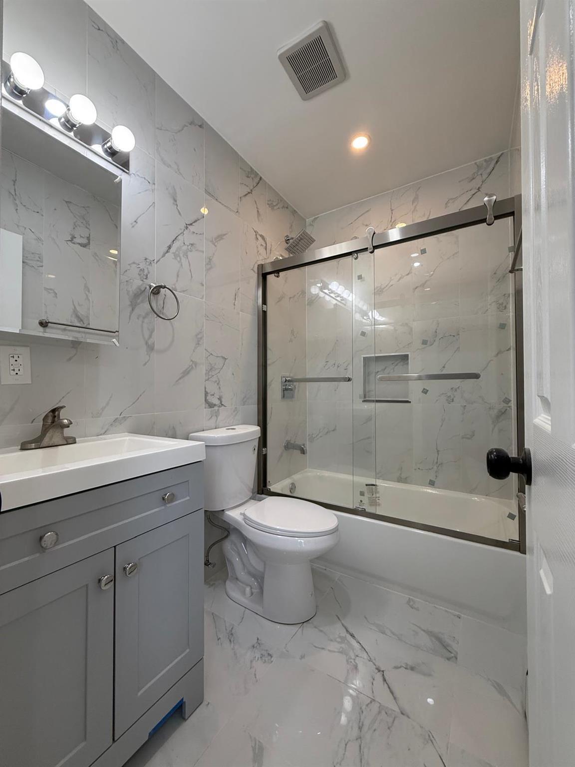 Single Family Huxley  Queens, NY 11422, MLS-885297-36
