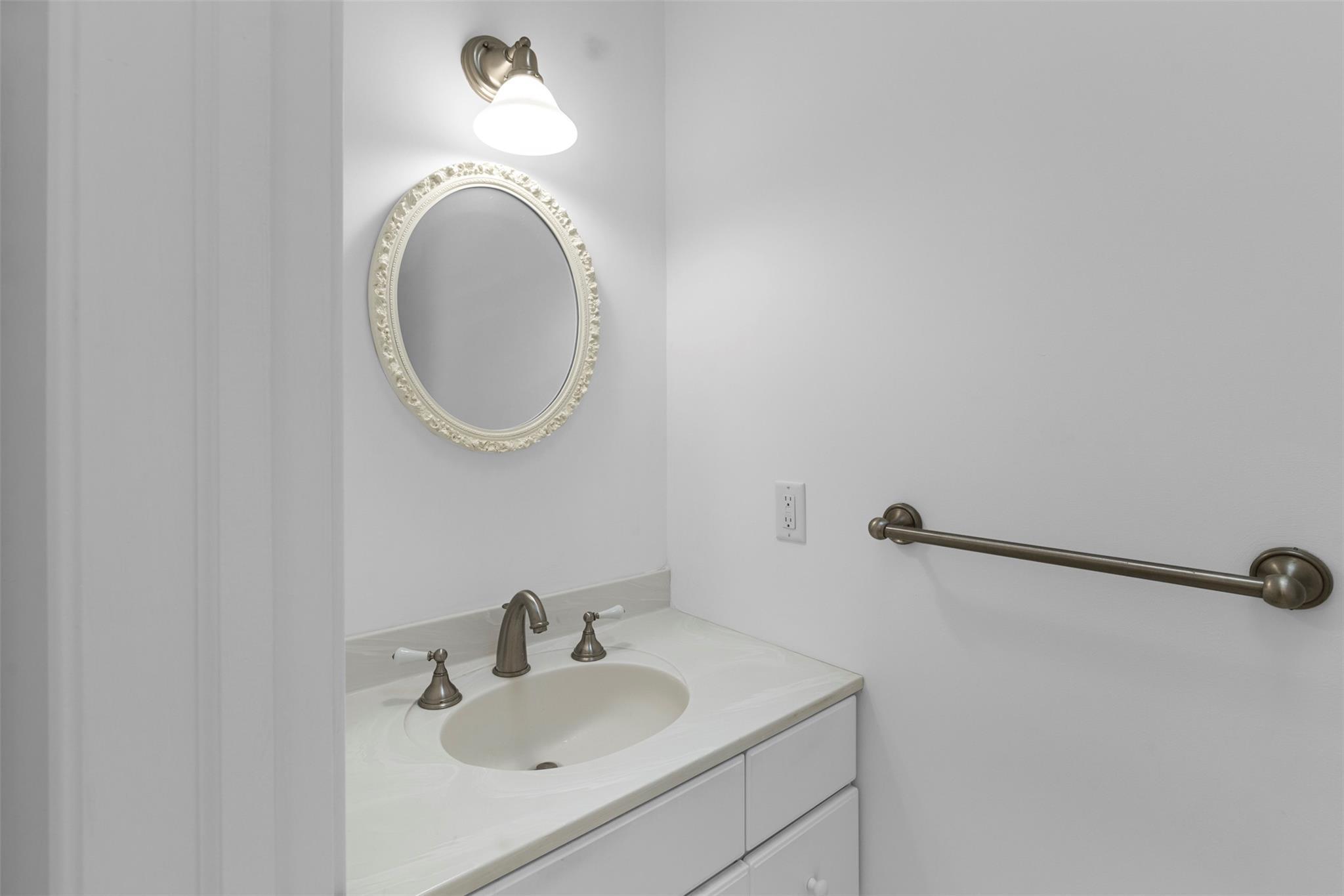 Single Family Kingston  Orange County, NY 12771, MLS-885314-23