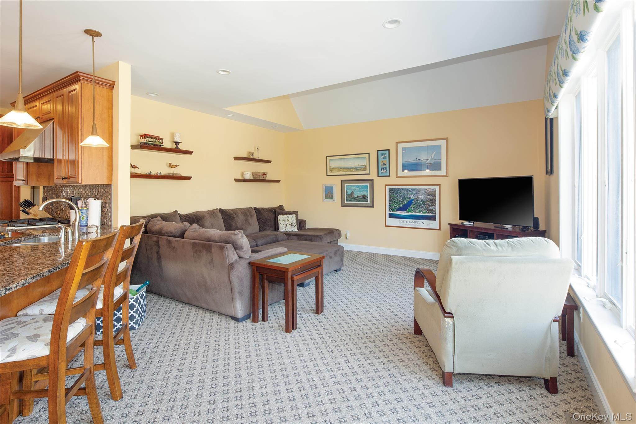 Single Family Highland Suffolk County, NY 11968, MLS-885327-13