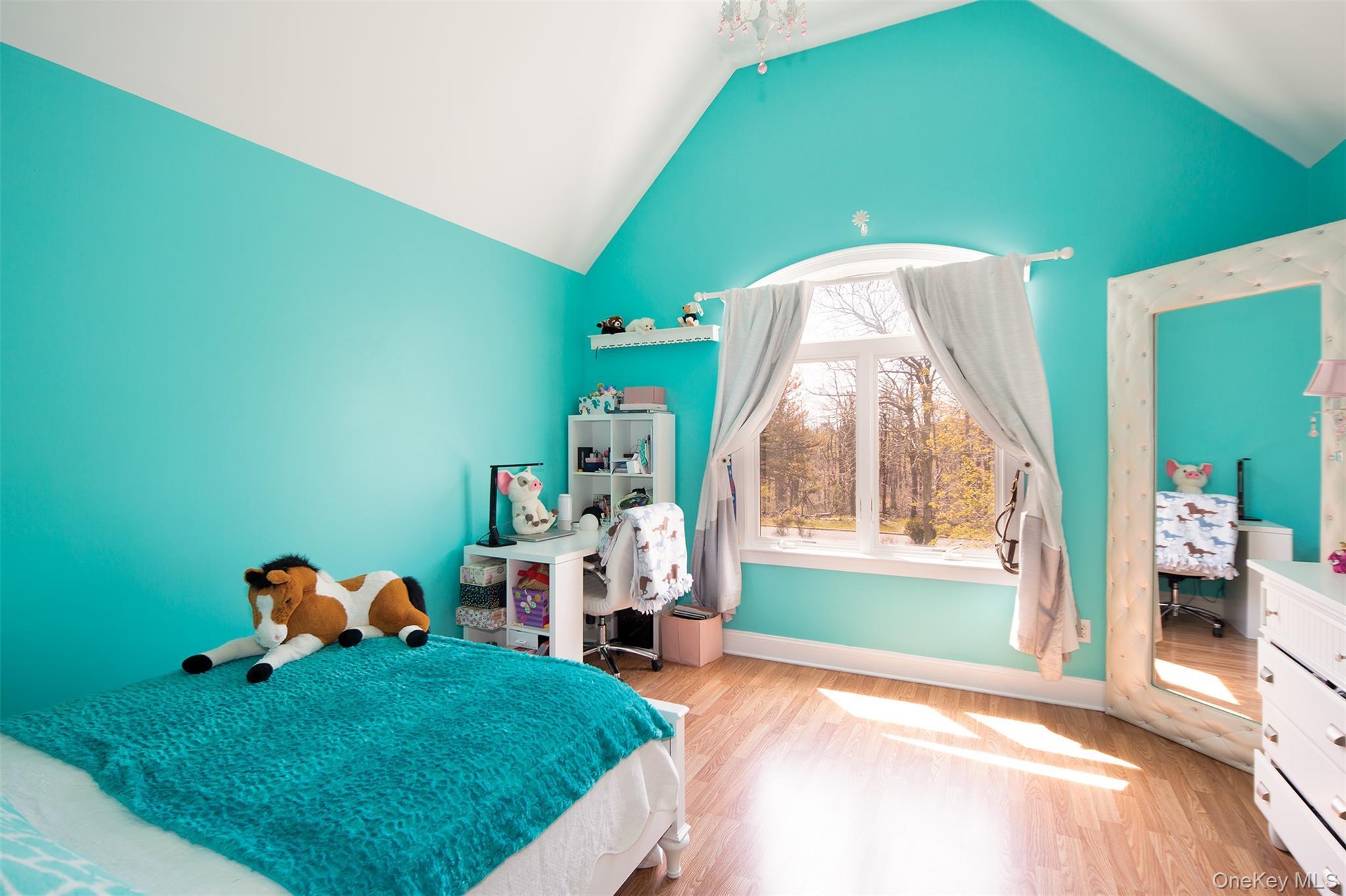 Single Family Highland Suffolk County, NY 11968, MLS-885327-24