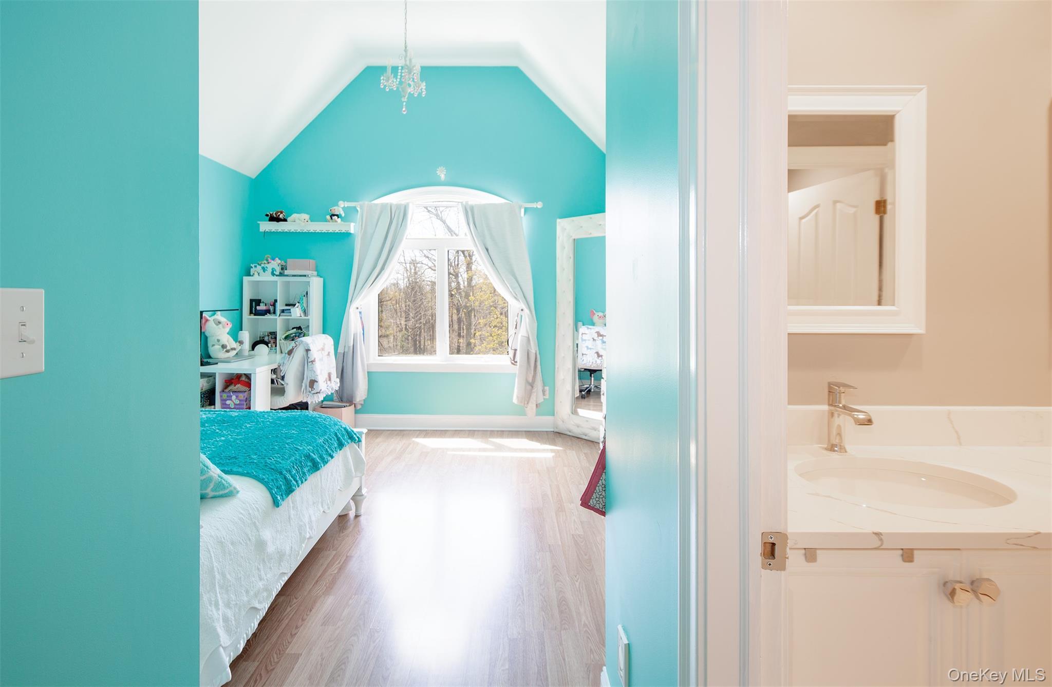 Single Family Highland Suffolk County, NY 11968, MLS-885327-25