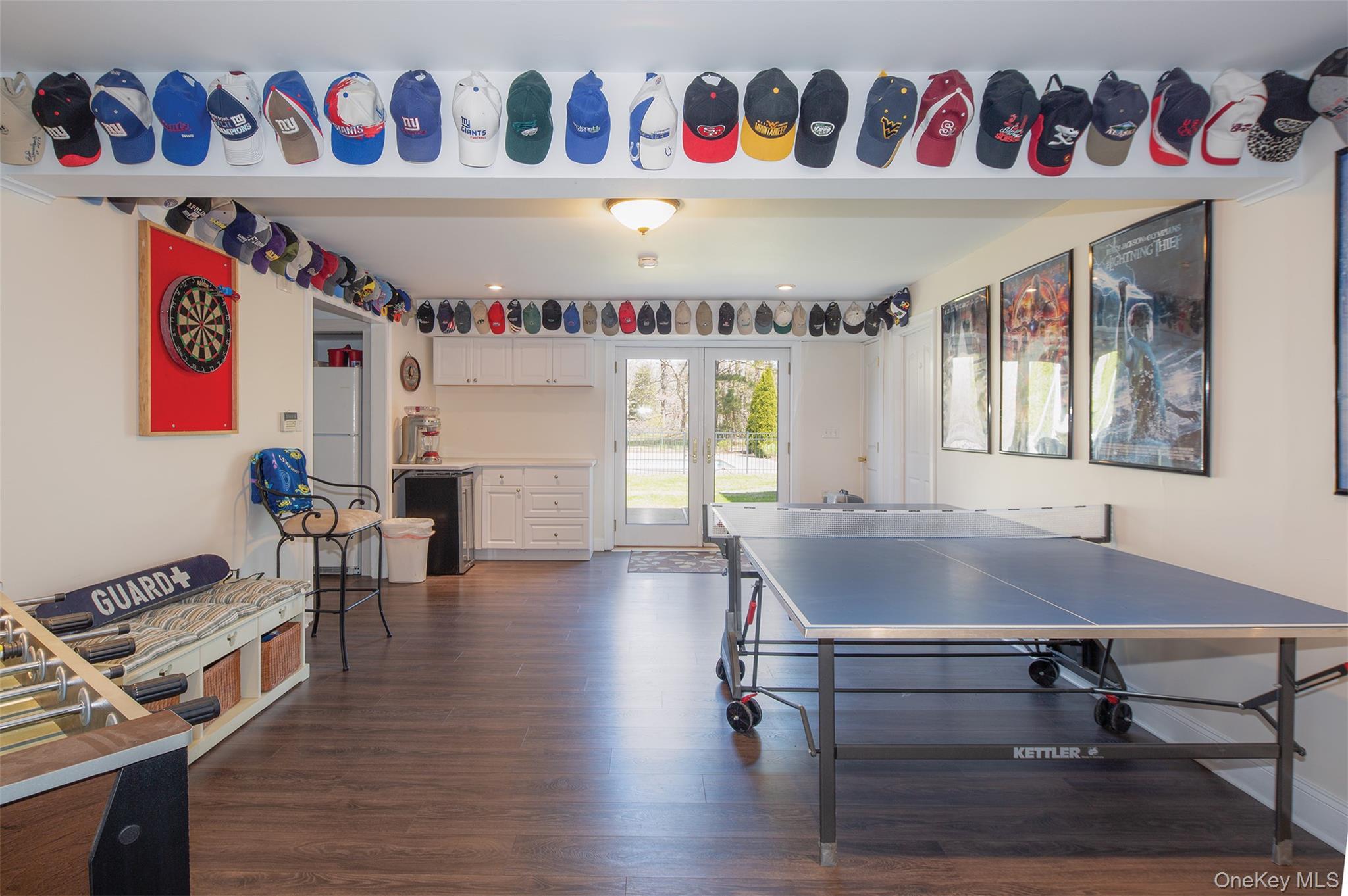 Single Family Highland Suffolk County, NY 11968, MLS-885327-29