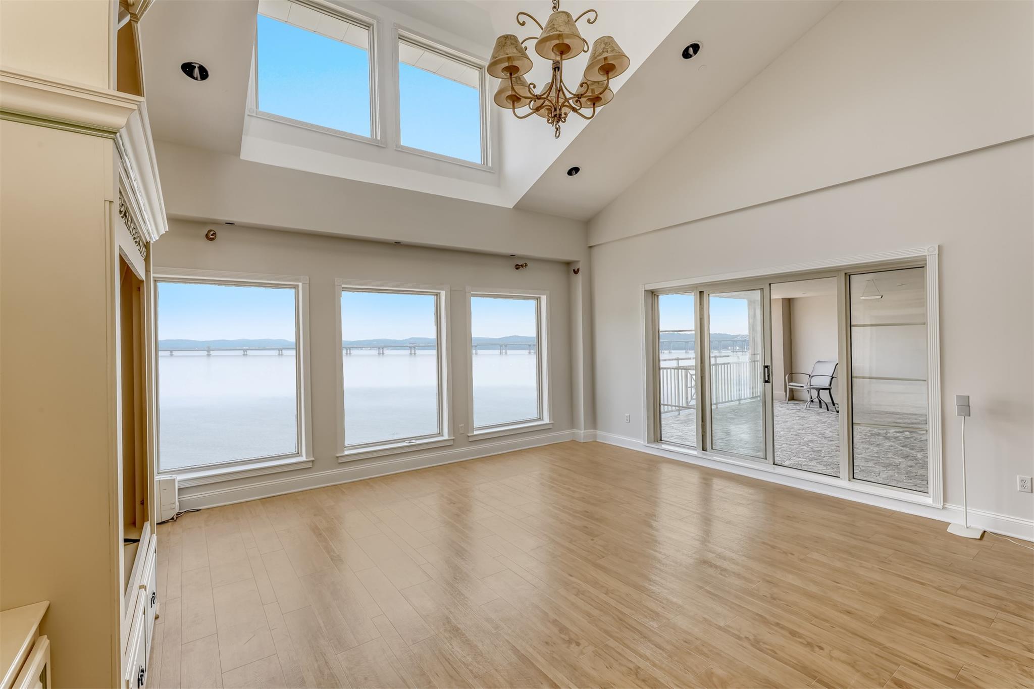 Condo Harbor  Rockland County, NY 10968, MLS-885334-8