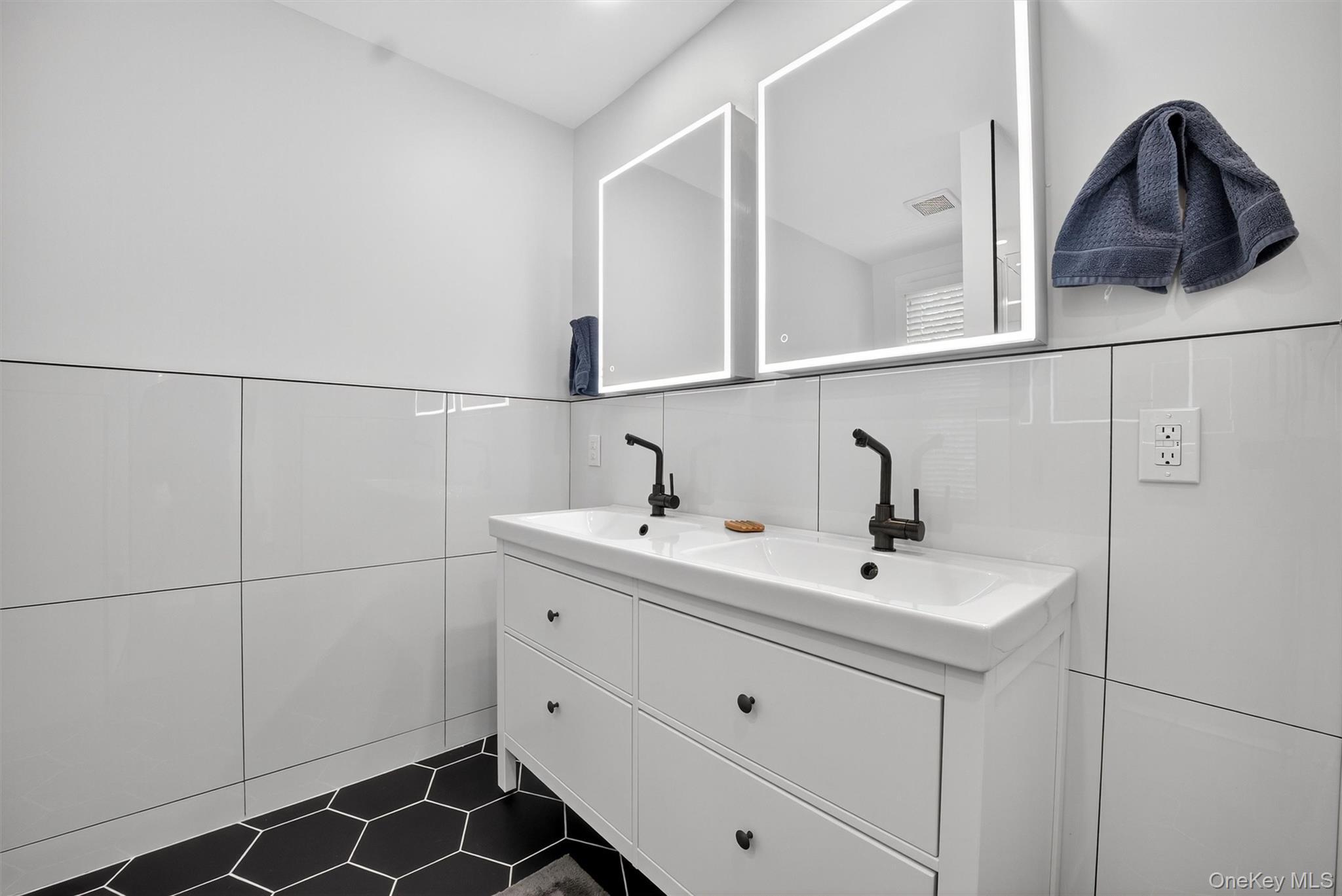 Single Family Frost  Orange County, NY 12518, MLS-885378-20