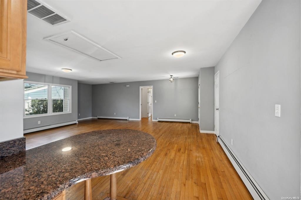 Single Family Laurel  Suffolk County, NY 11768, MLS-885397-8