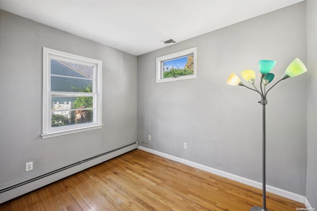 Single Family Laurel  Suffolk County, NY 11768, MLS-885397-9