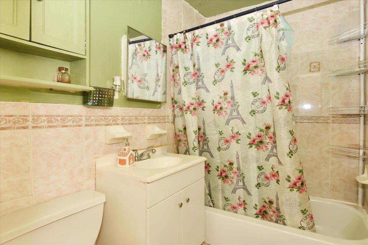 Single Family 104  Queens, NY 11368, MLS-885399-14