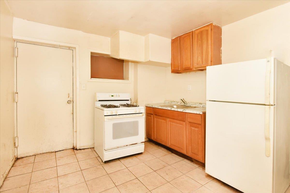 Single Family 104  Queens, NY 11368, MLS-885399-17