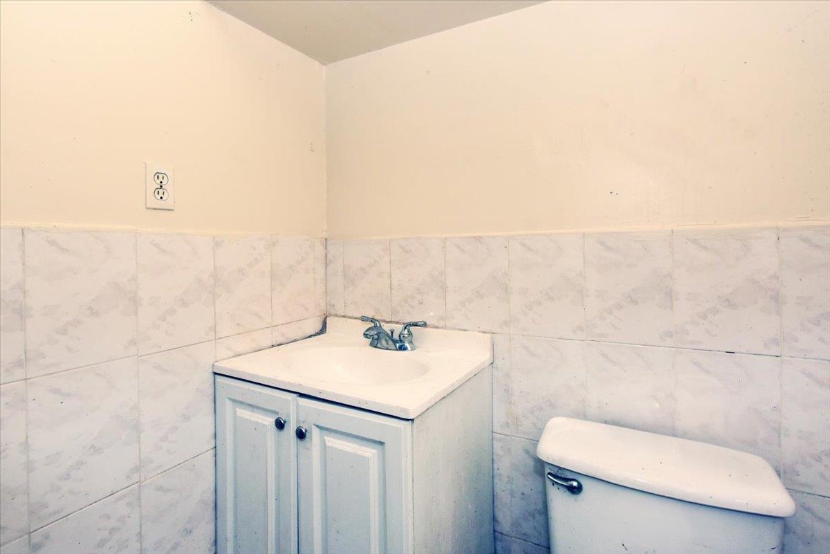 Single Family 104  Queens, NY 11368, MLS-885399-18