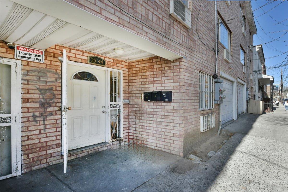 Single Family 104  Queens, NY 11368, MLS-885399-2