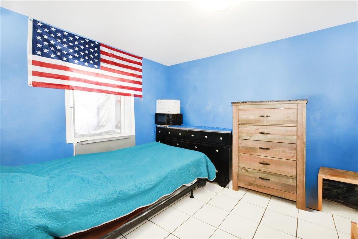 Single Family 104  Queens, NY 11368, MLS-885399-5