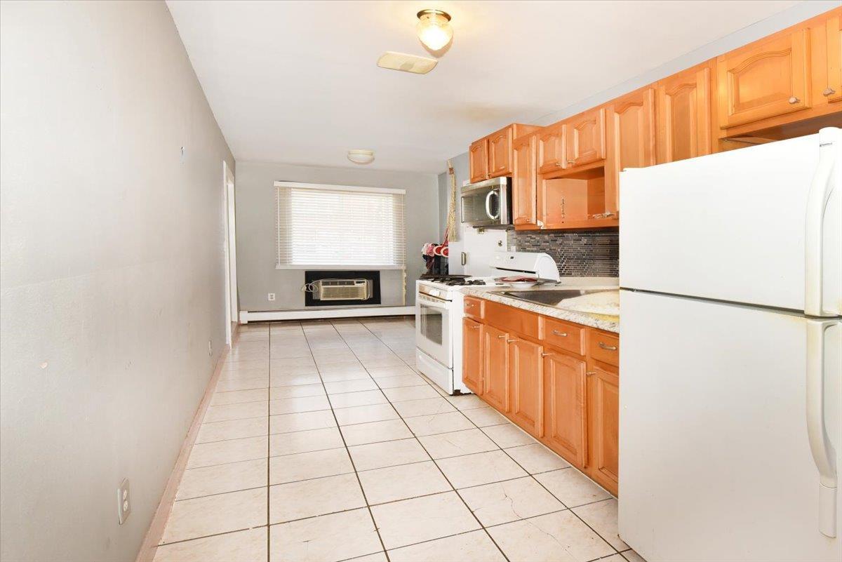 Single Family 104  Queens, NY 11368, MLS-885399-8