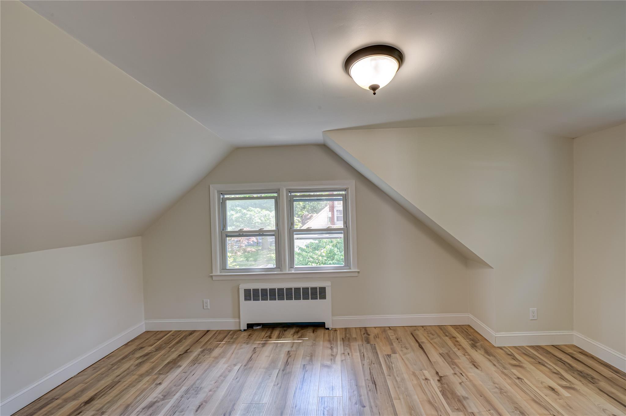 Single Family William  Suffolk County, NY 11776, MLS-885405-11
