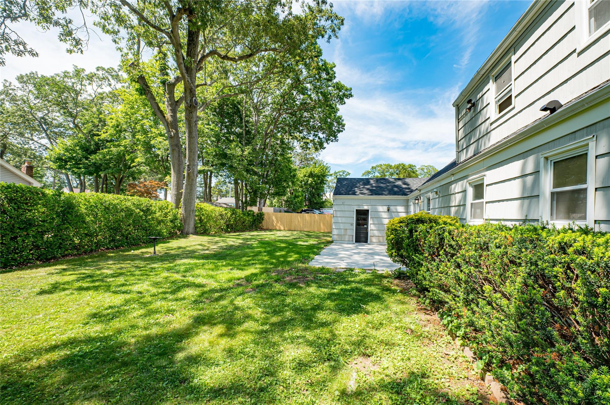 Single Family William  Suffolk County, NY 11776, MLS-885405-27