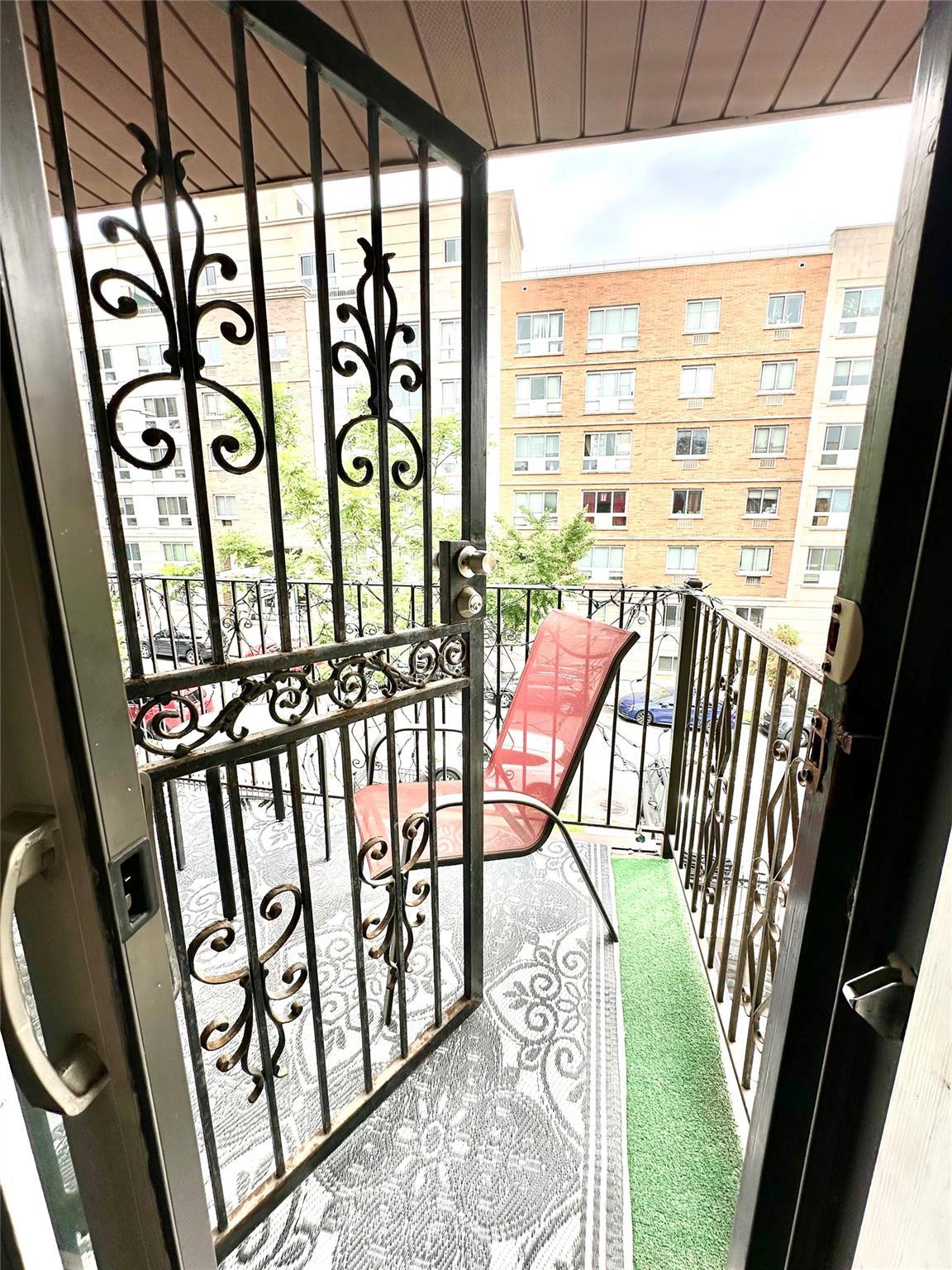 Single Family Shakespeare  Bronx, NY 10452, MLS-885437-17