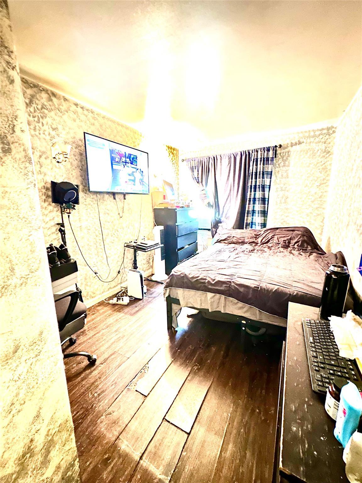 Single Family Shakespeare  Bronx, NY 10452, MLS-885437-28