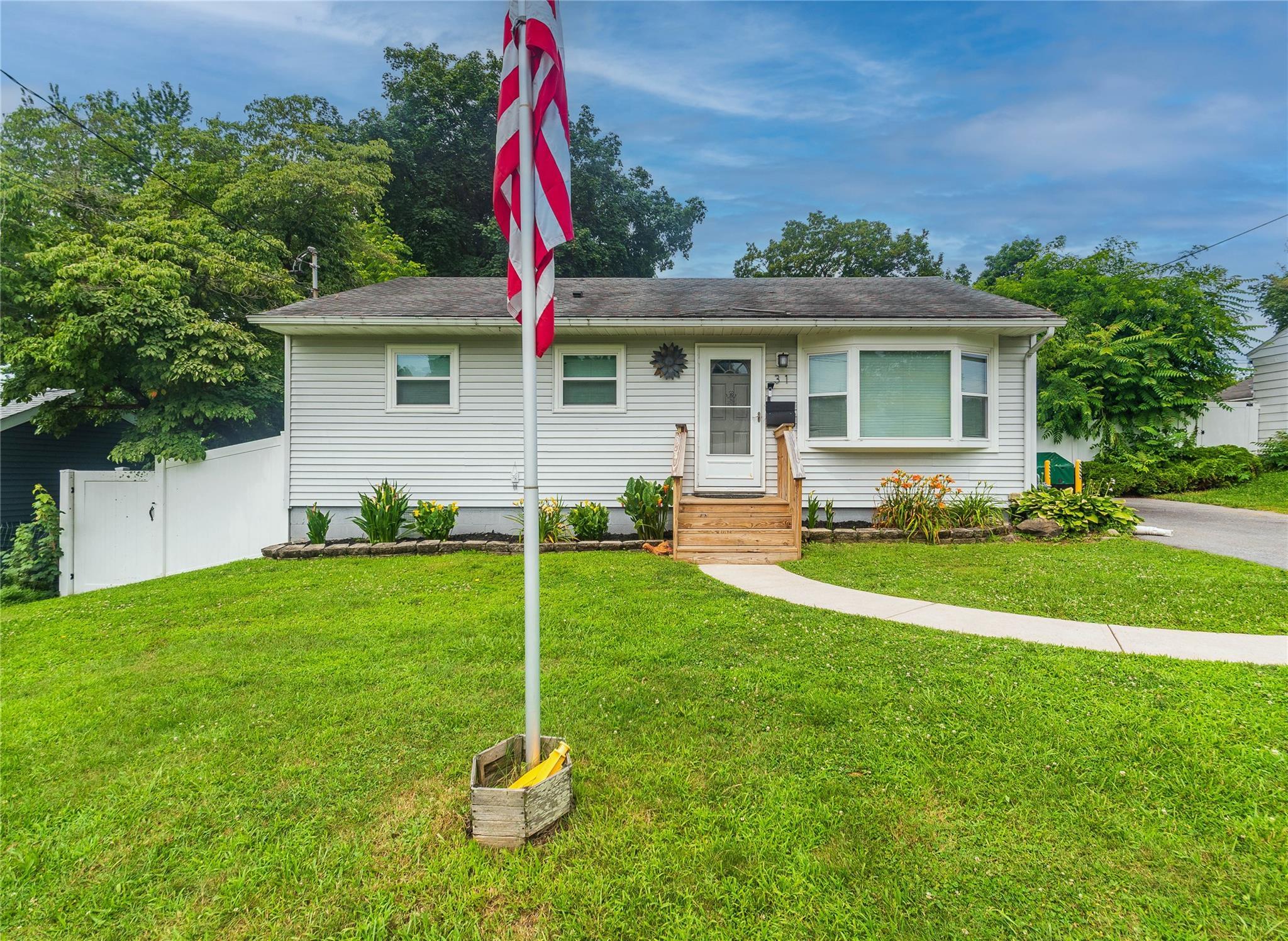 Single Family Peter Cooper  Dutchess County, NY 12601, MLS-885440-2