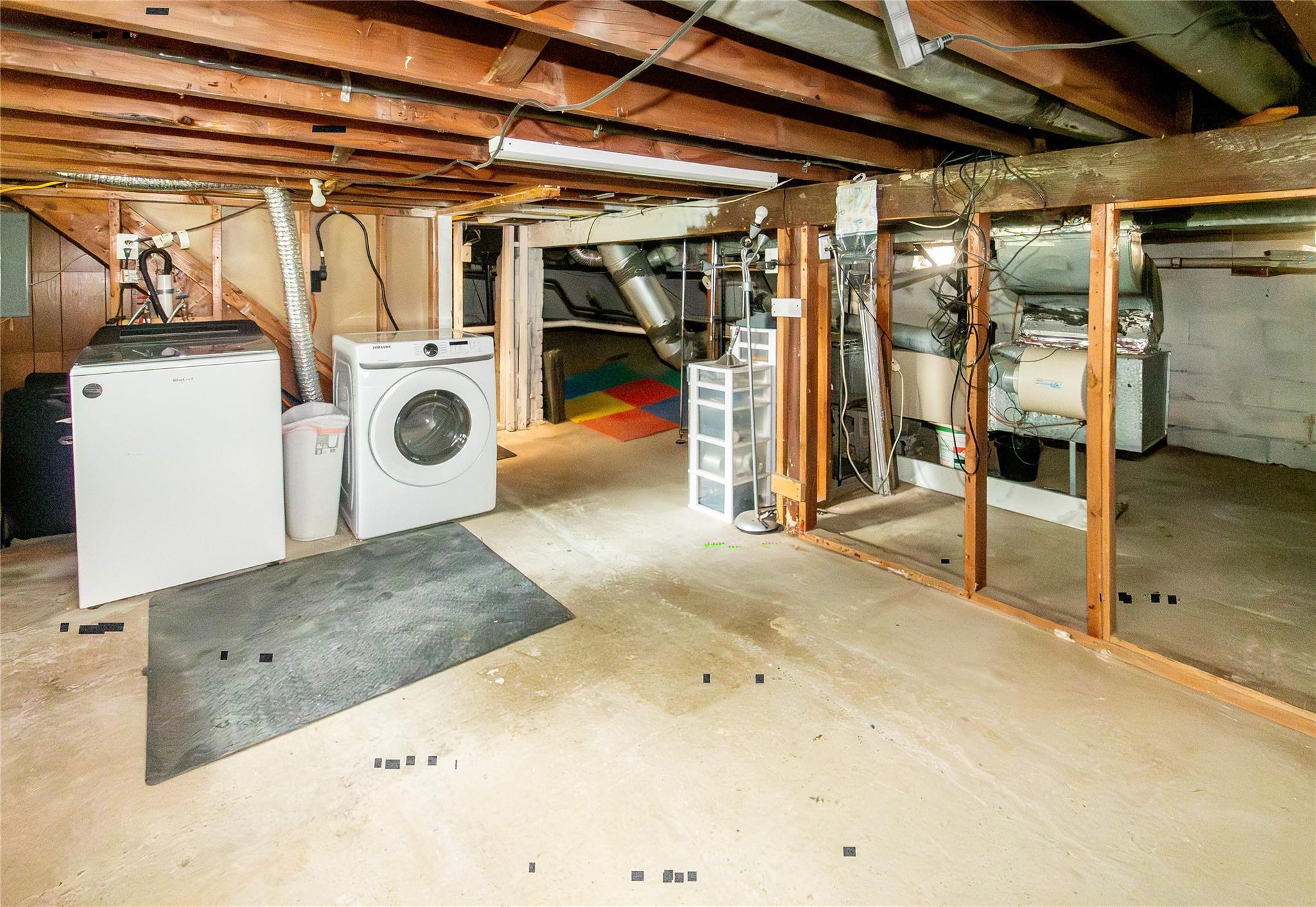 Single Family Peter Cooper  Dutchess County, NY 12601, MLS-885440-22