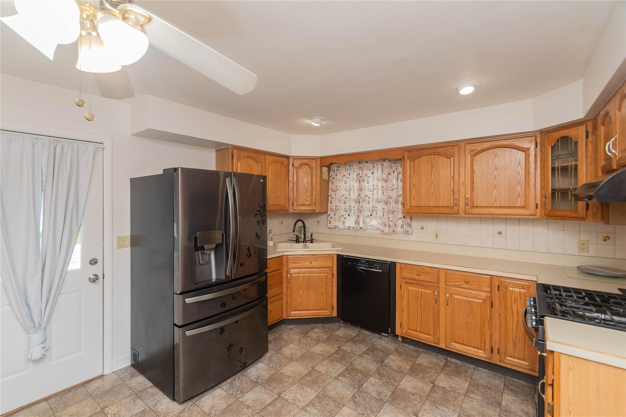 Single Family Peter Cooper  Dutchess County, NY 12601, MLS-885440-9