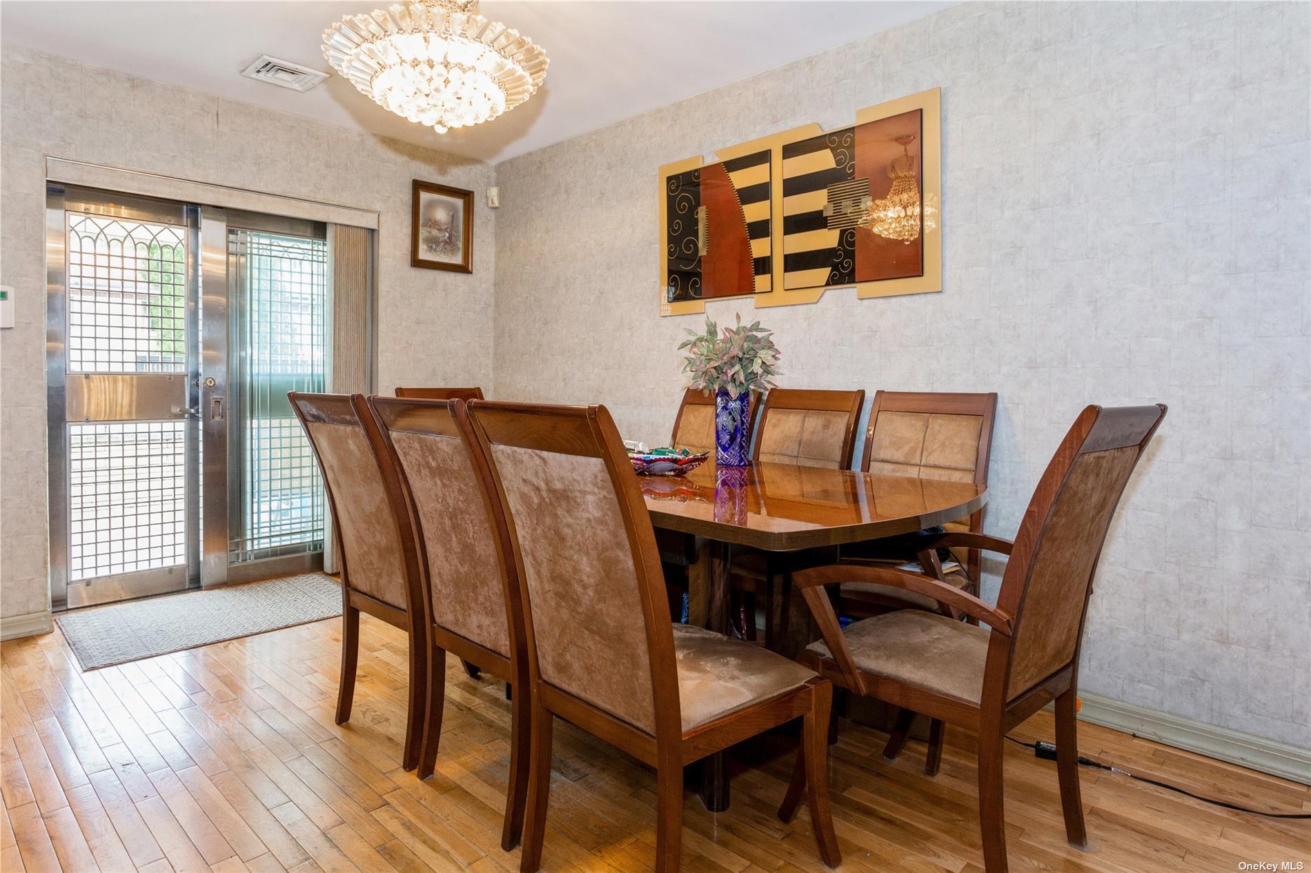 Single Family 64  Queens, NY 11375, MLS-885443-5