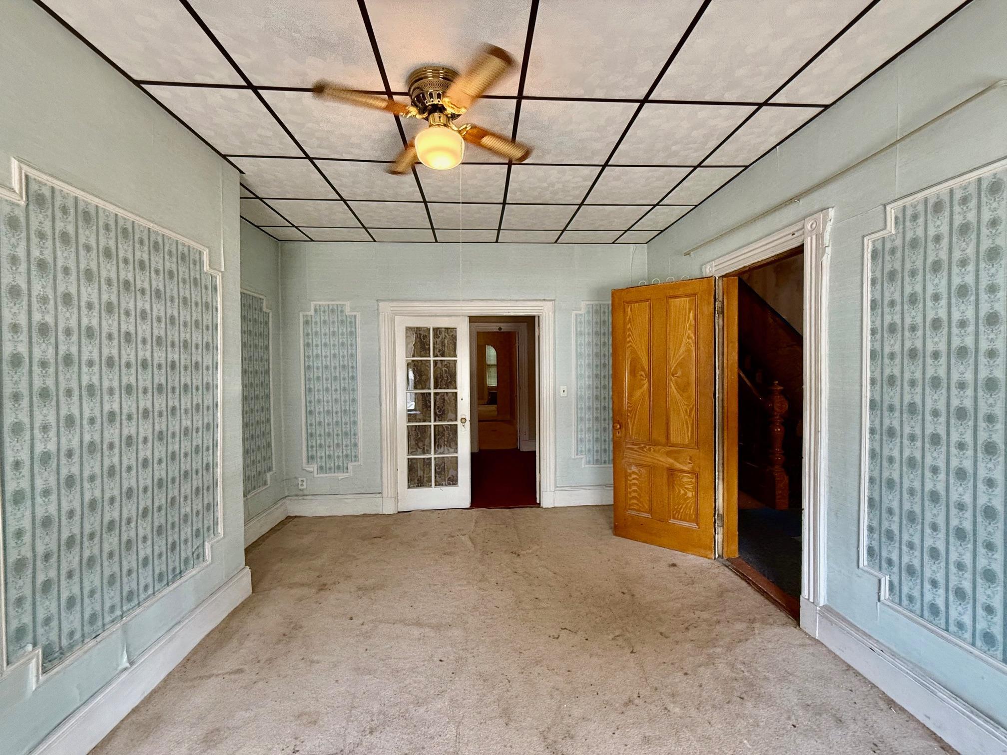 Single Family 71st  Queens, NY 11385, MLS-885446-6