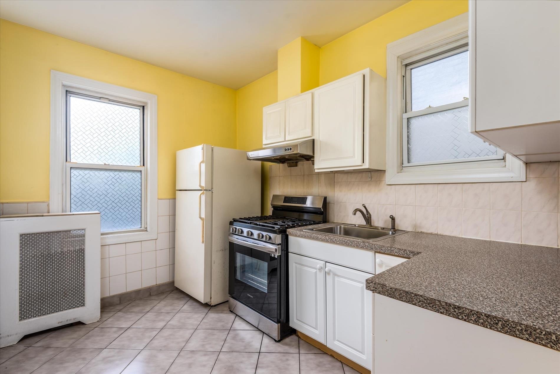 Single Family 47  Queens, NY 11377, MLS-885449-6