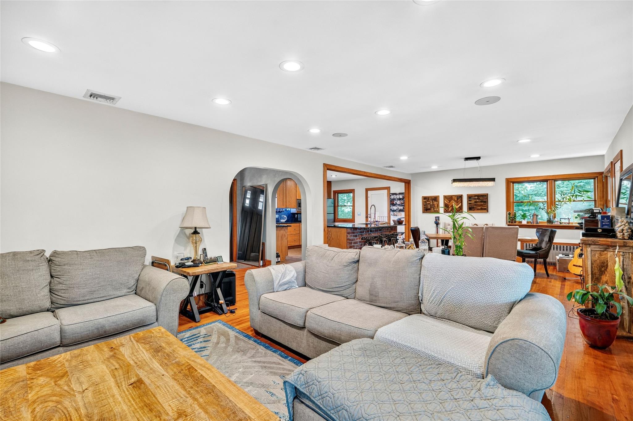 Single Family Alta  Westchester County, NY 10705, MLS-885460-12