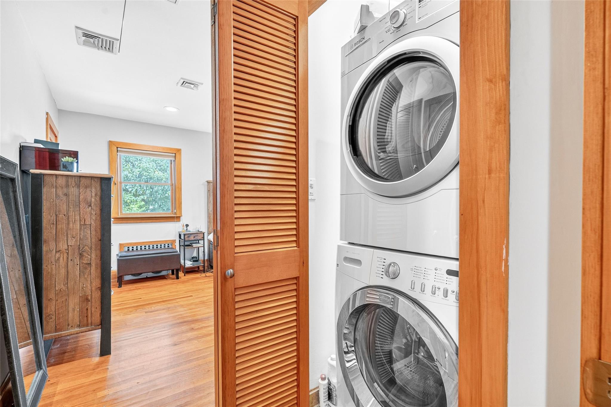 Single Family Alta  Westchester County, NY 10705, MLS-885460-23