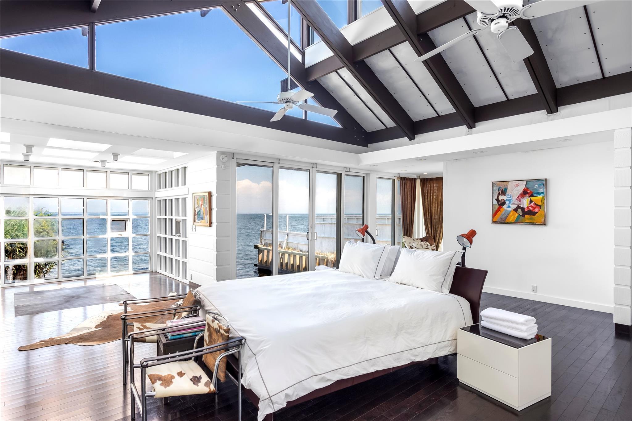 Single Family Bay Suffolk County, NY 11782, MLS-885473-15