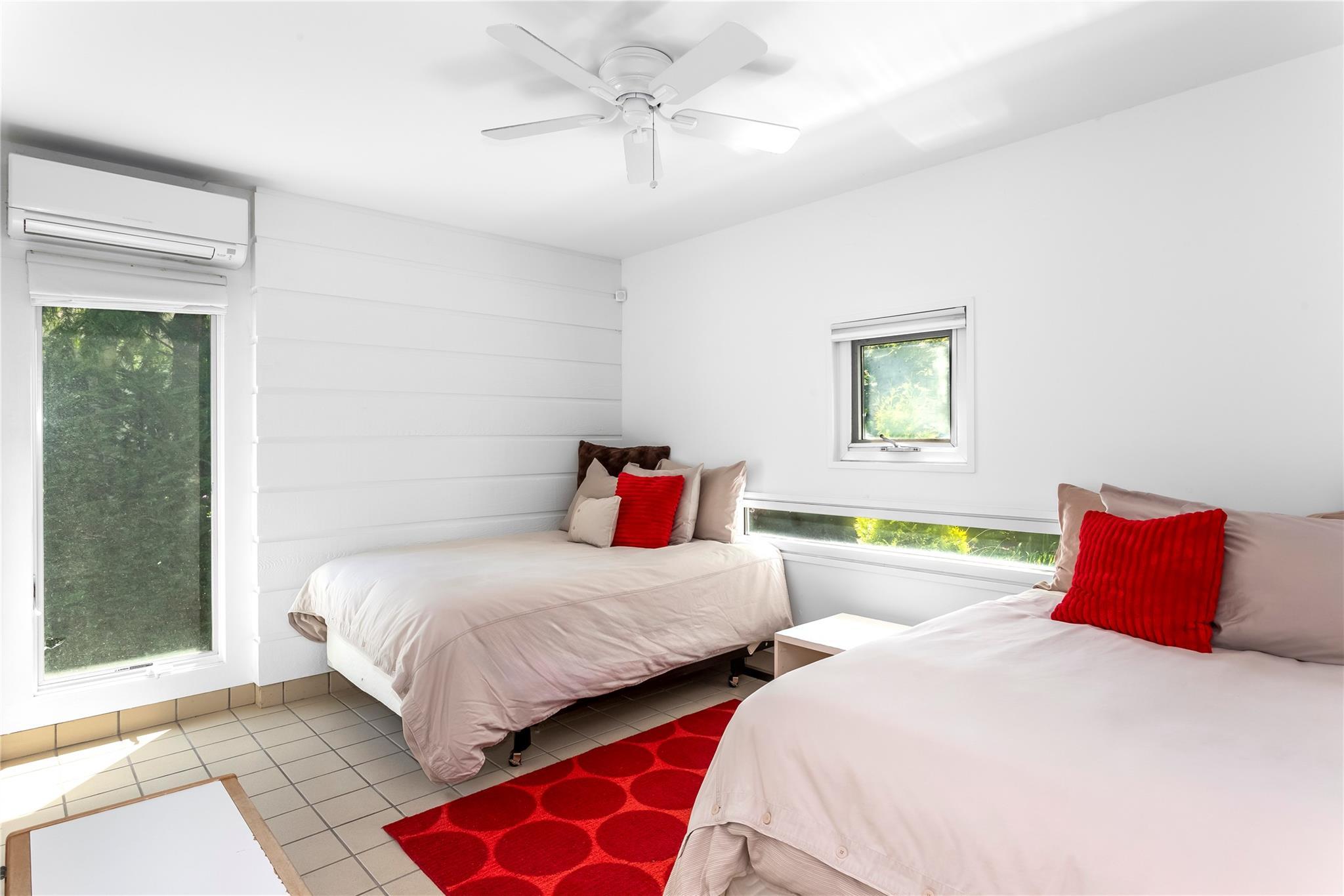 Single Family Bay Suffolk County, NY 11782, MLS-885473-17