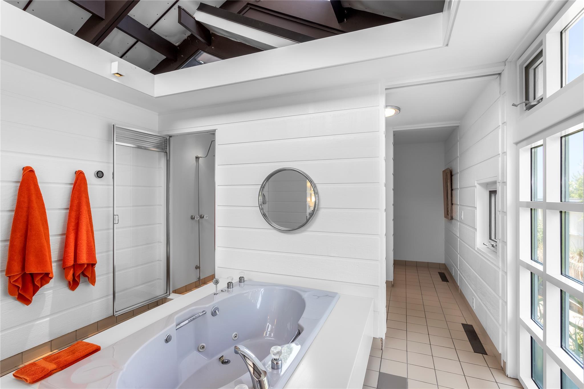 Single Family Bay Suffolk County, NY 11782, MLS-885473-19