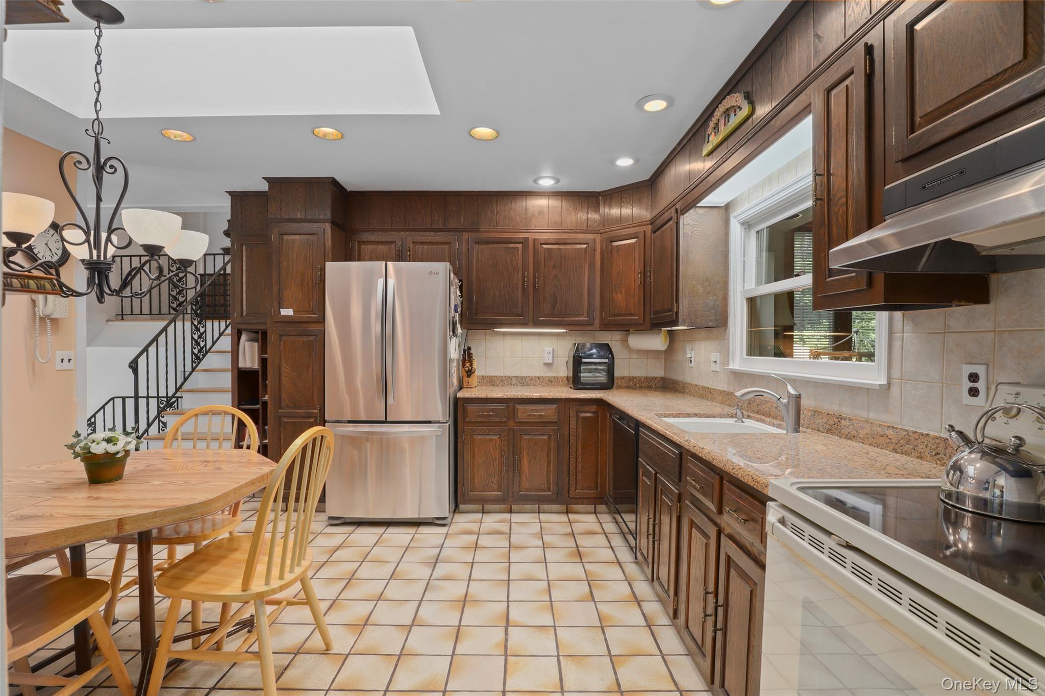 Single Family Fairmont Putnam County, NY 10541, MLS-885480-12