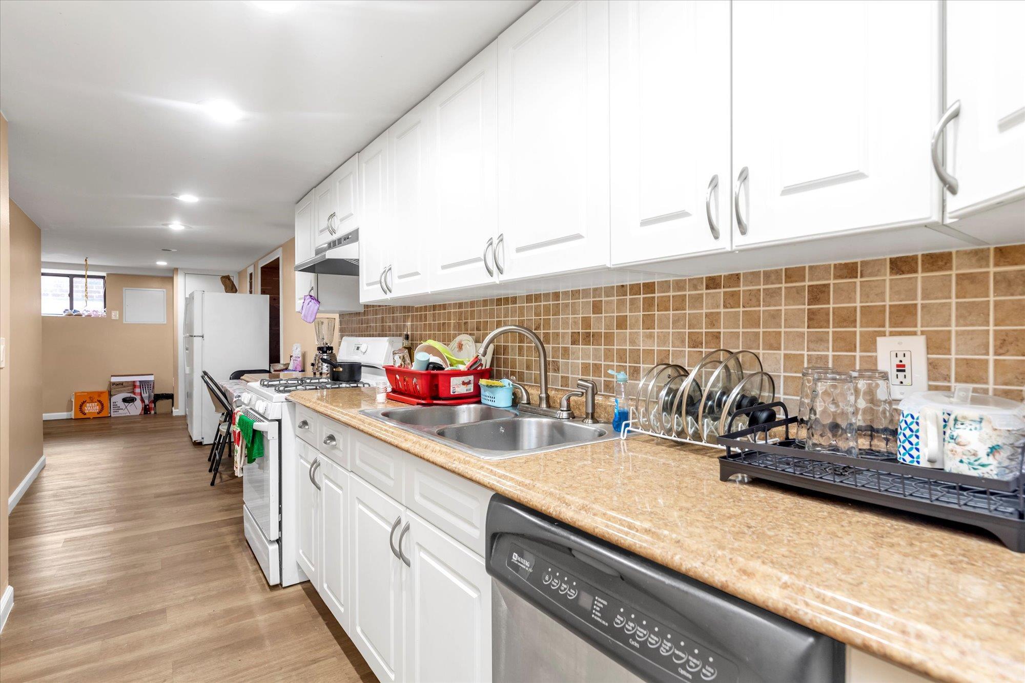 Single Family 110  Queens, NY 11369, MLS-885516-12