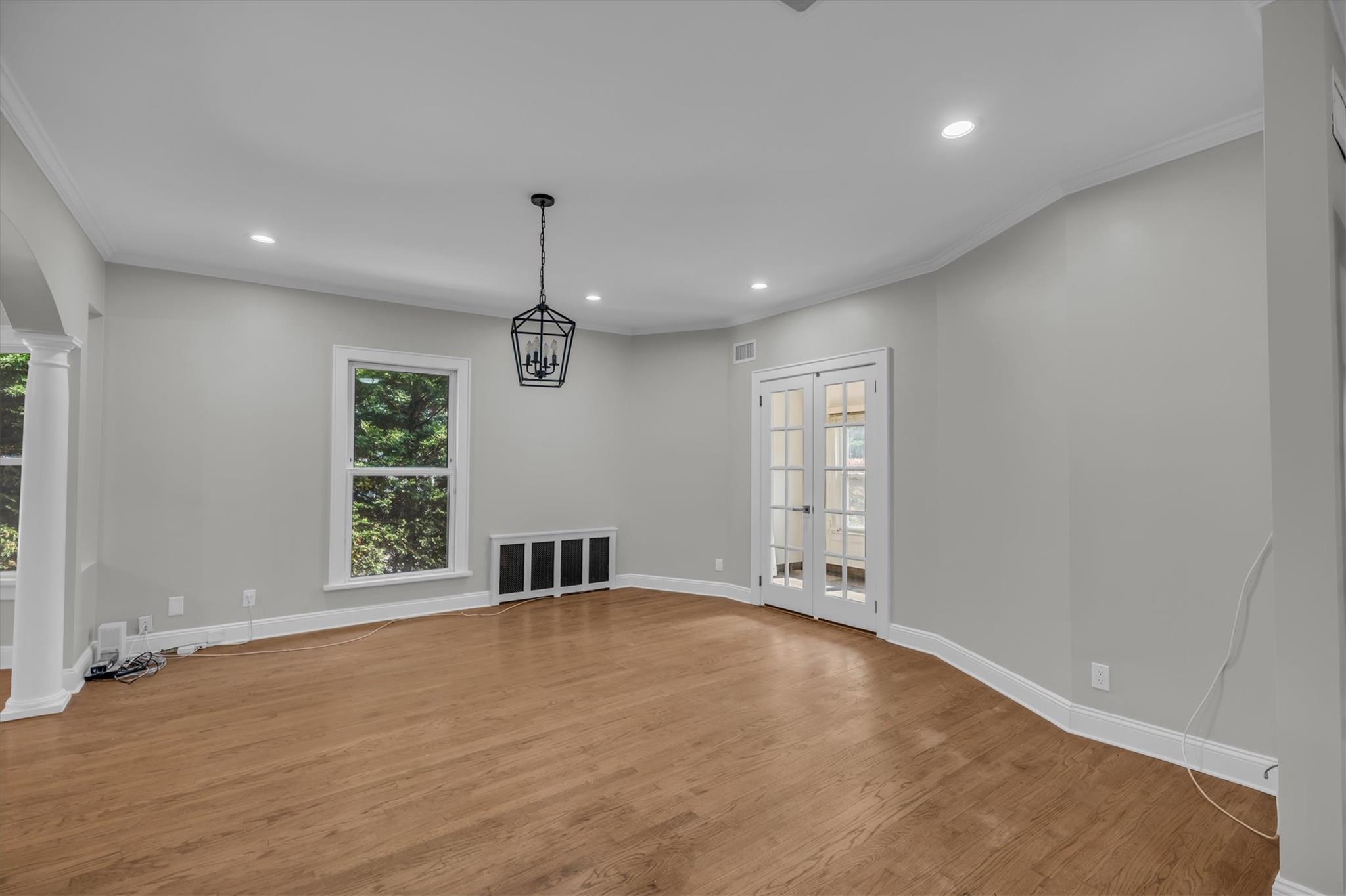 Single Family Deer Park  Suffolk County, NY 11702, MLS-885518-15